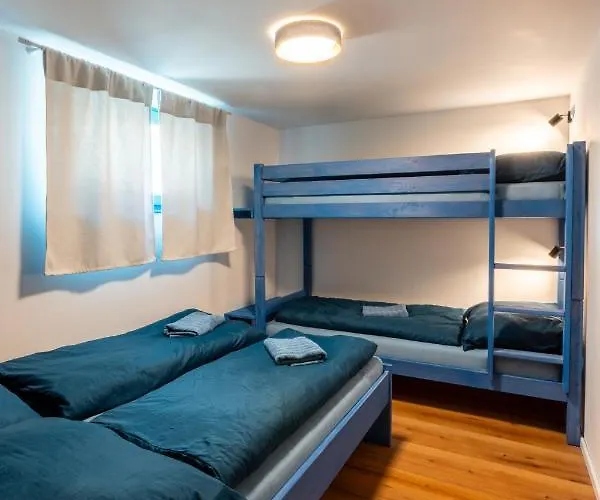 Prostě Sklípek * Stary Poddvorov